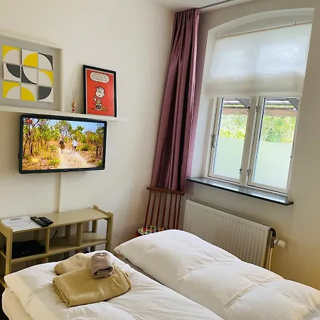 Davaa's Bed and Breakfast 3*