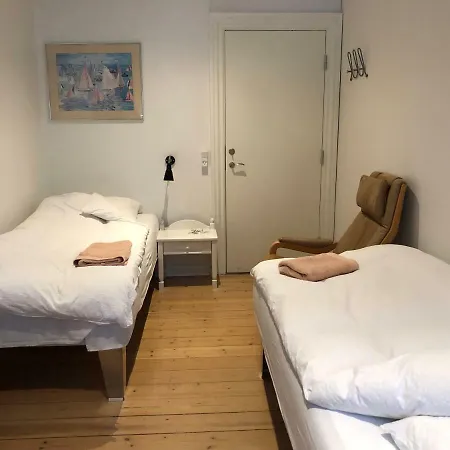 Davaa's Bed & Breakfast 3*